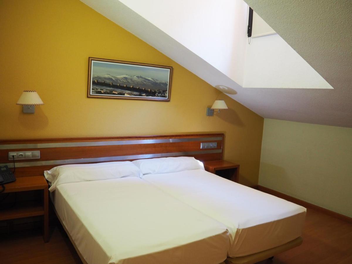 Ele Mirador De Santa Ana Hotel Ávila Buitenkant foto